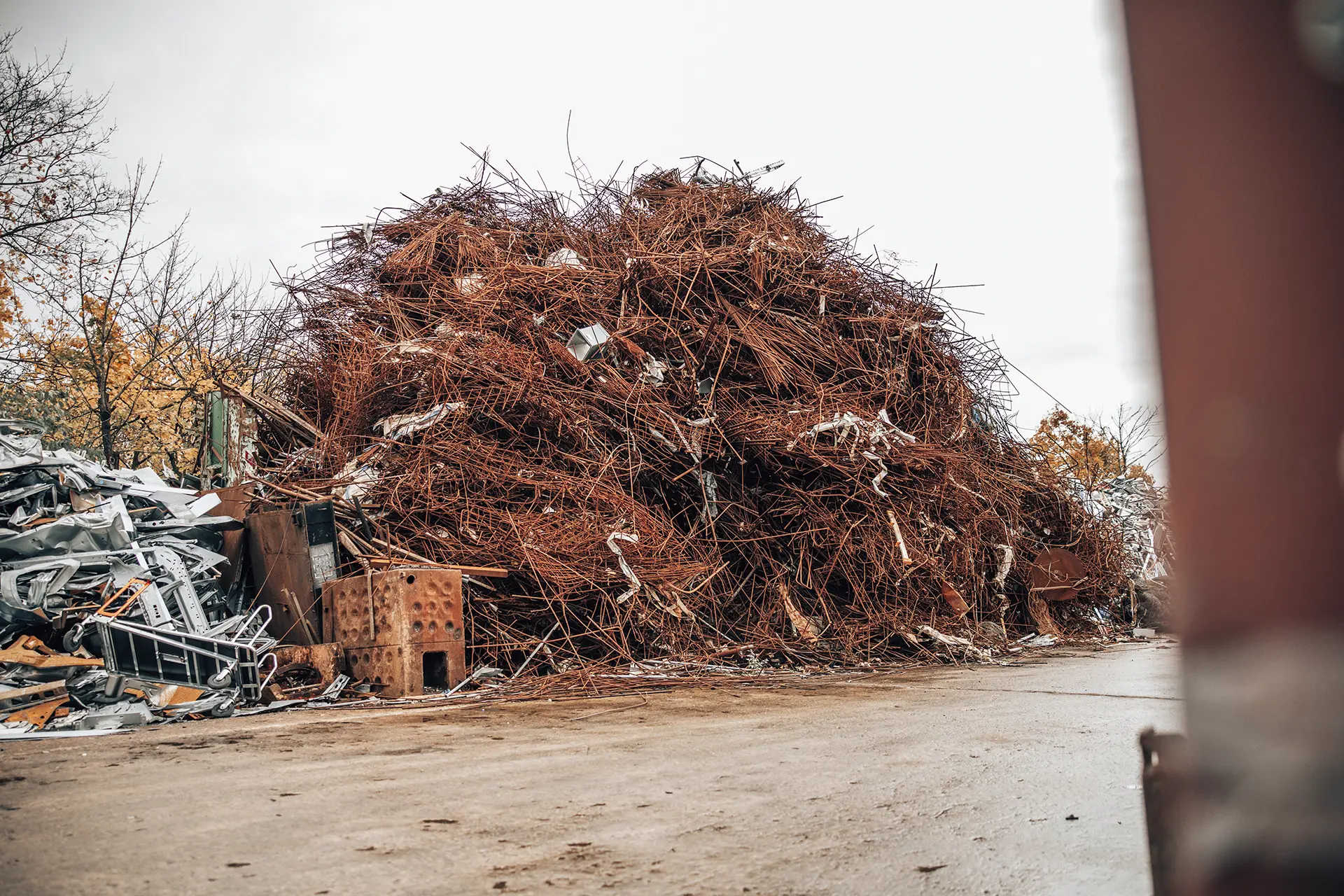 Schrotthandel Düsseldorf Ossenbühl Schrott Felgen Eisenhaufen